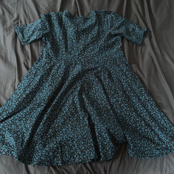 Torrid Shooting Star blue dress with pockets NWT - Picture 6 of 7